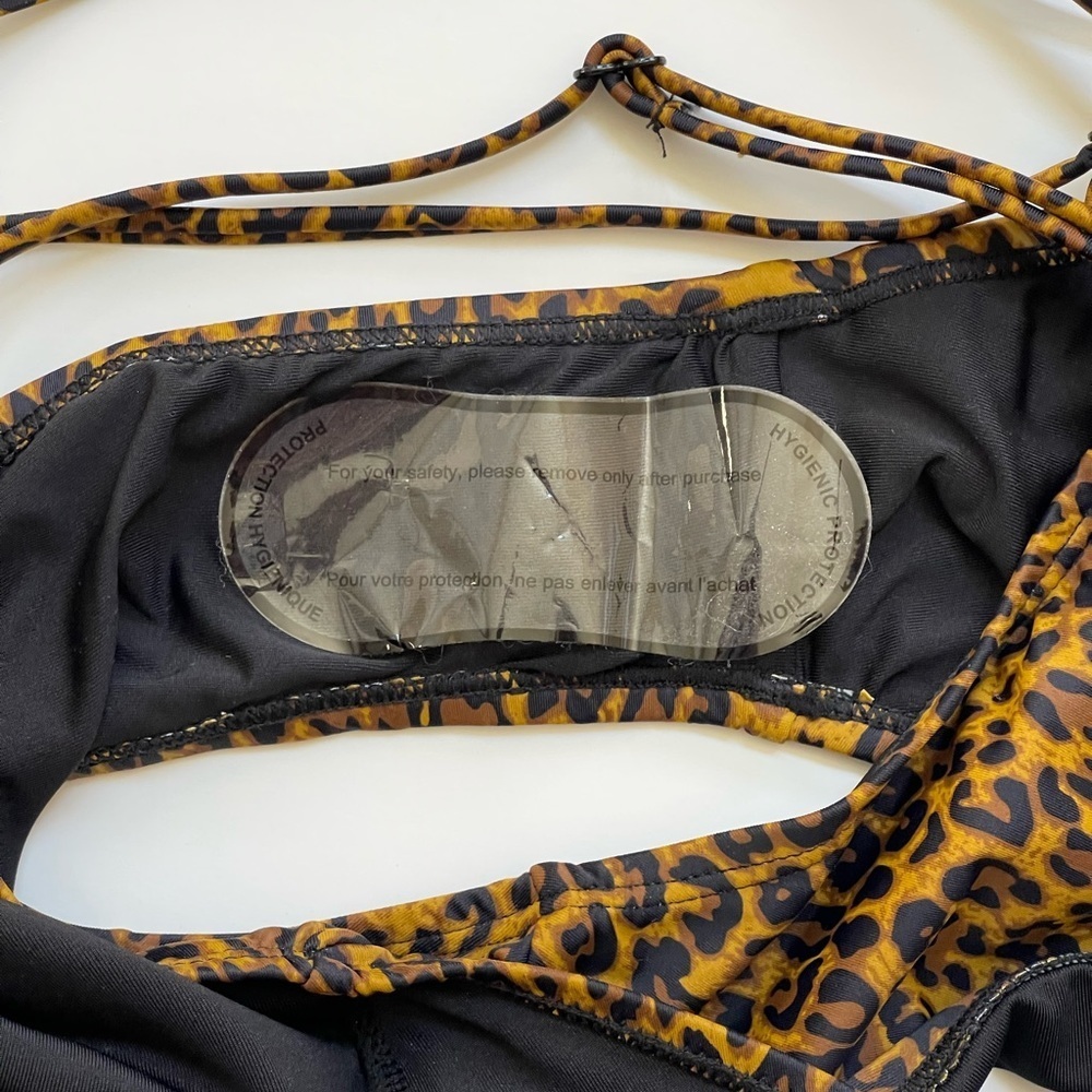 Kendall + Kylie Leopard Printed One-Piece Swimsuit NWT - Picture 6 of 10